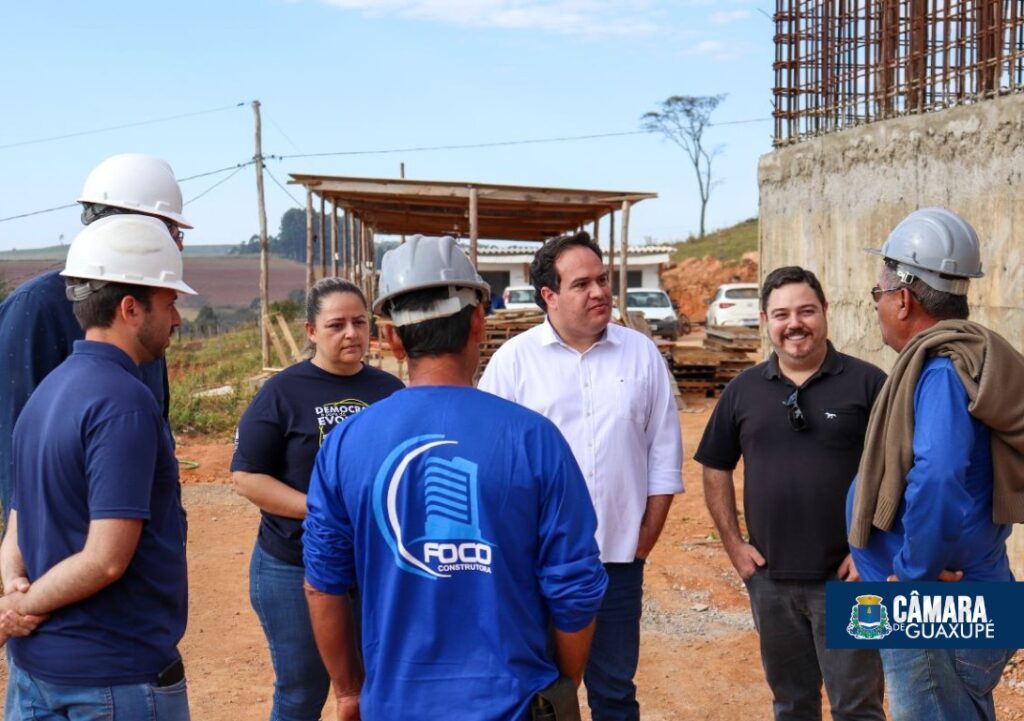 Em Guaxupé Comissão de obras acompanha andamento da construção da estação de tratamento de esgoto