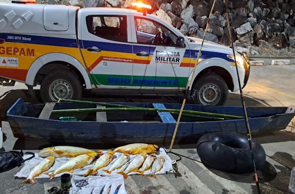PM de Meio Ambiente apreende 52 kg de peixes durante operação contra pesca predatória em Lavras