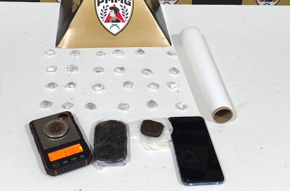 Tático Móvel de Guaxupé prende homem com droga sintética “Dry” avaliada em R$ 4,5 mil